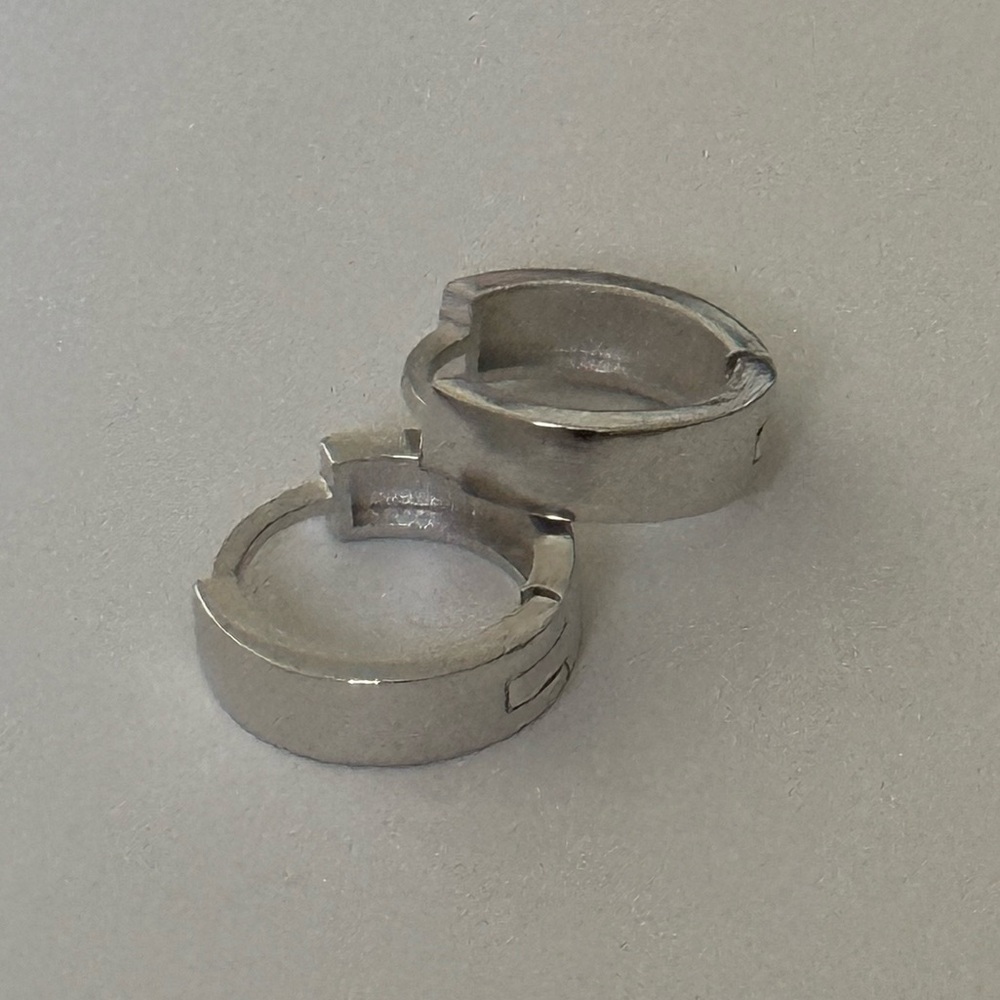925 Silver 3mm wide earrings round hoops unisex